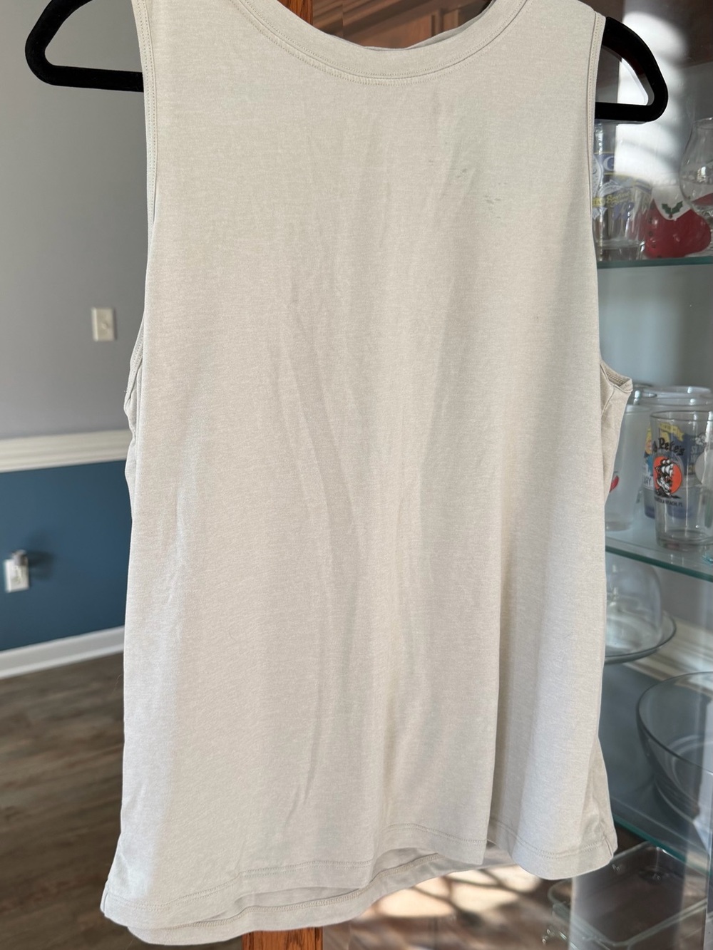 Fabletics Light Grey Open Back Sleeveless Tank Top